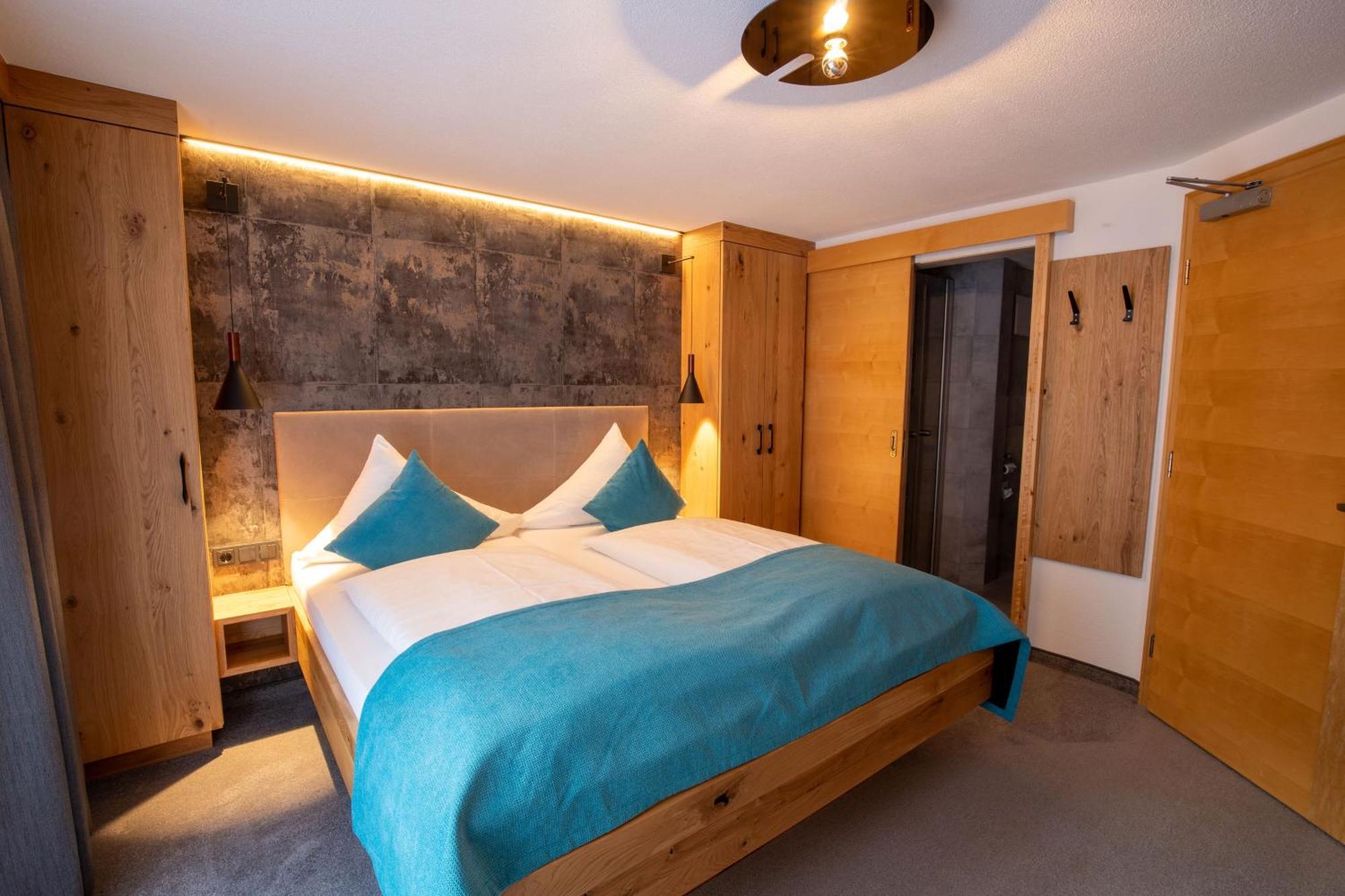 Hotel Garni Subretta Ischgl Buitenkant foto
