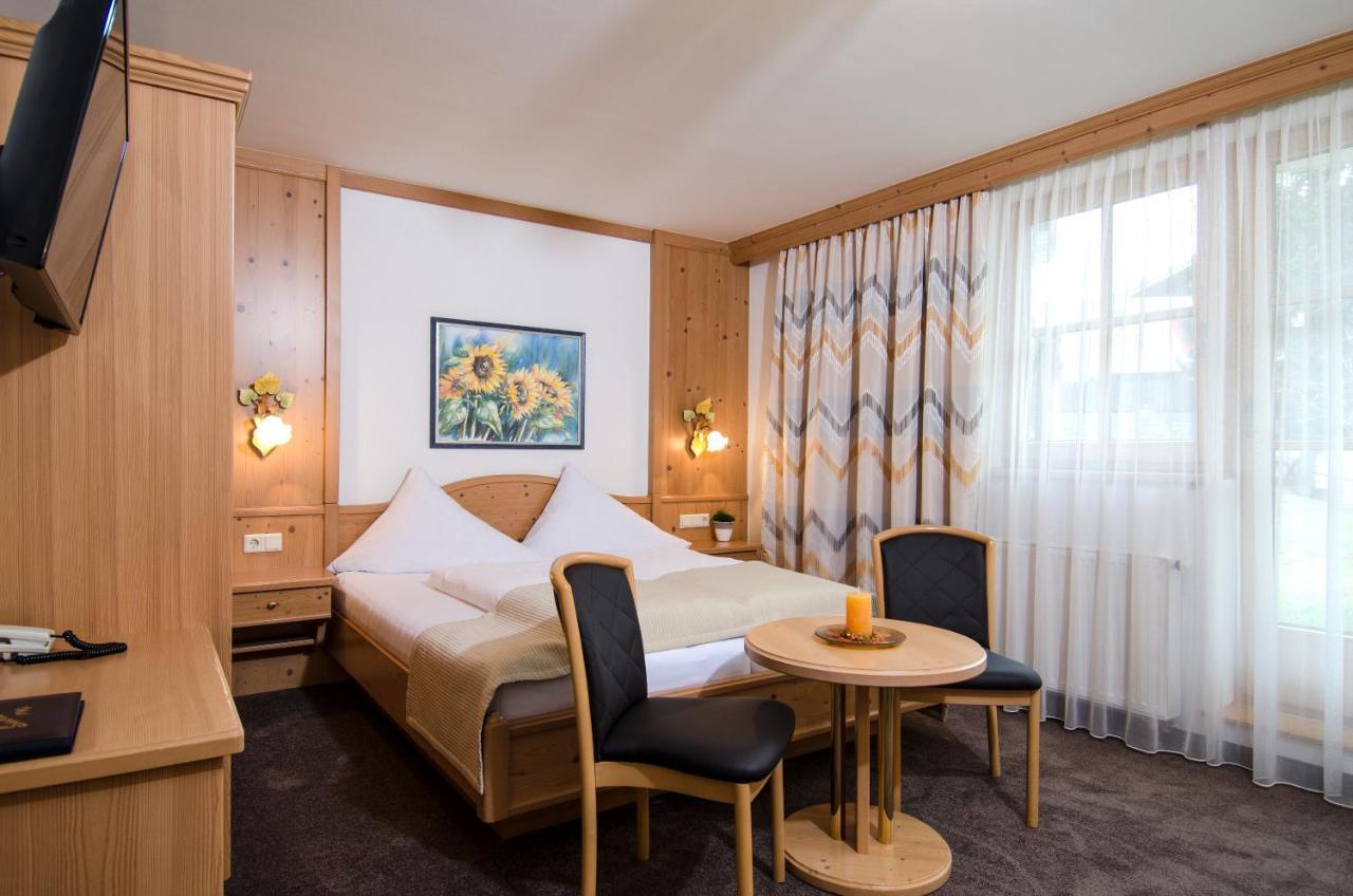 Hotel Garni Subretta Ischgl Buitenkant foto