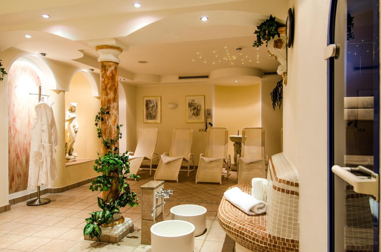 Hotel Garni Subretta Ischgl Buitenkant foto