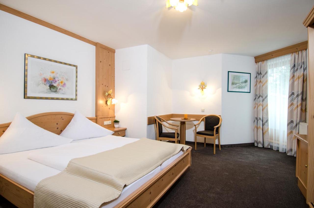Hotel Garni Subretta Ischgl Buitenkant foto