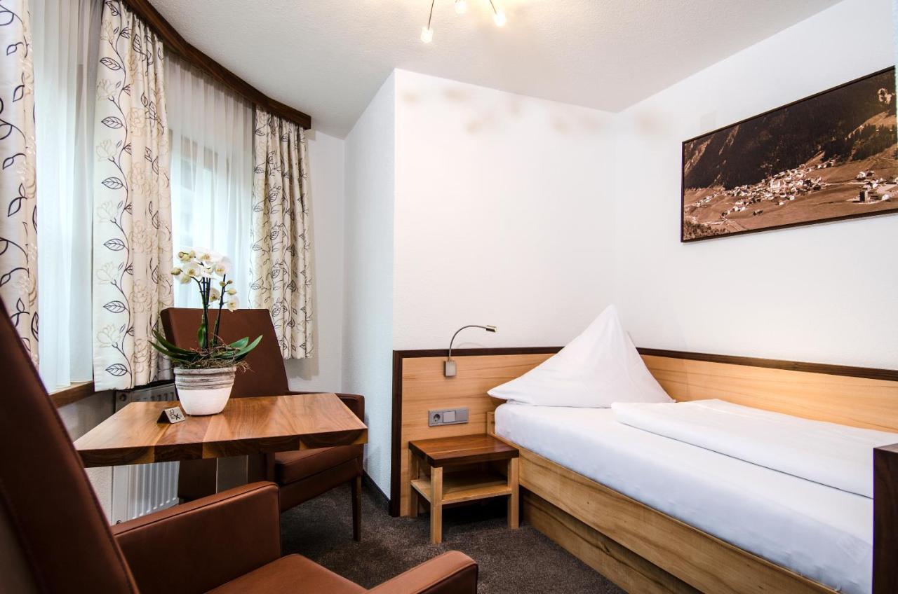 Hotel Garni Subretta Ischgl Buitenkant foto