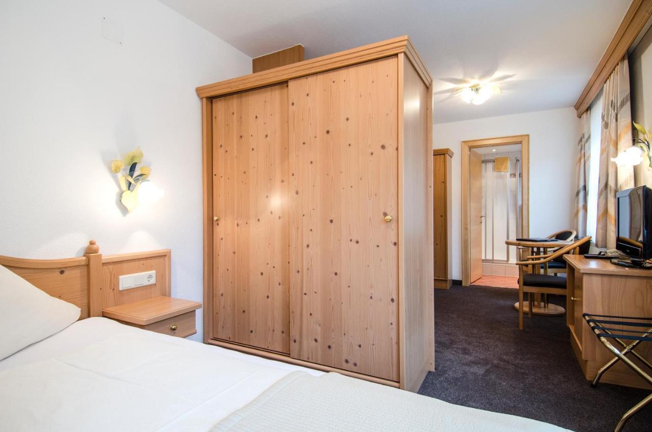 Hotel Garni Subretta Ischgl Buitenkant foto